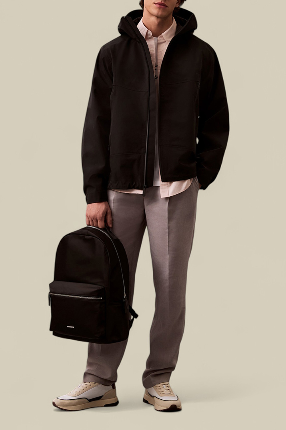 תמונת כל הלוק של תיק גב ללפטופ